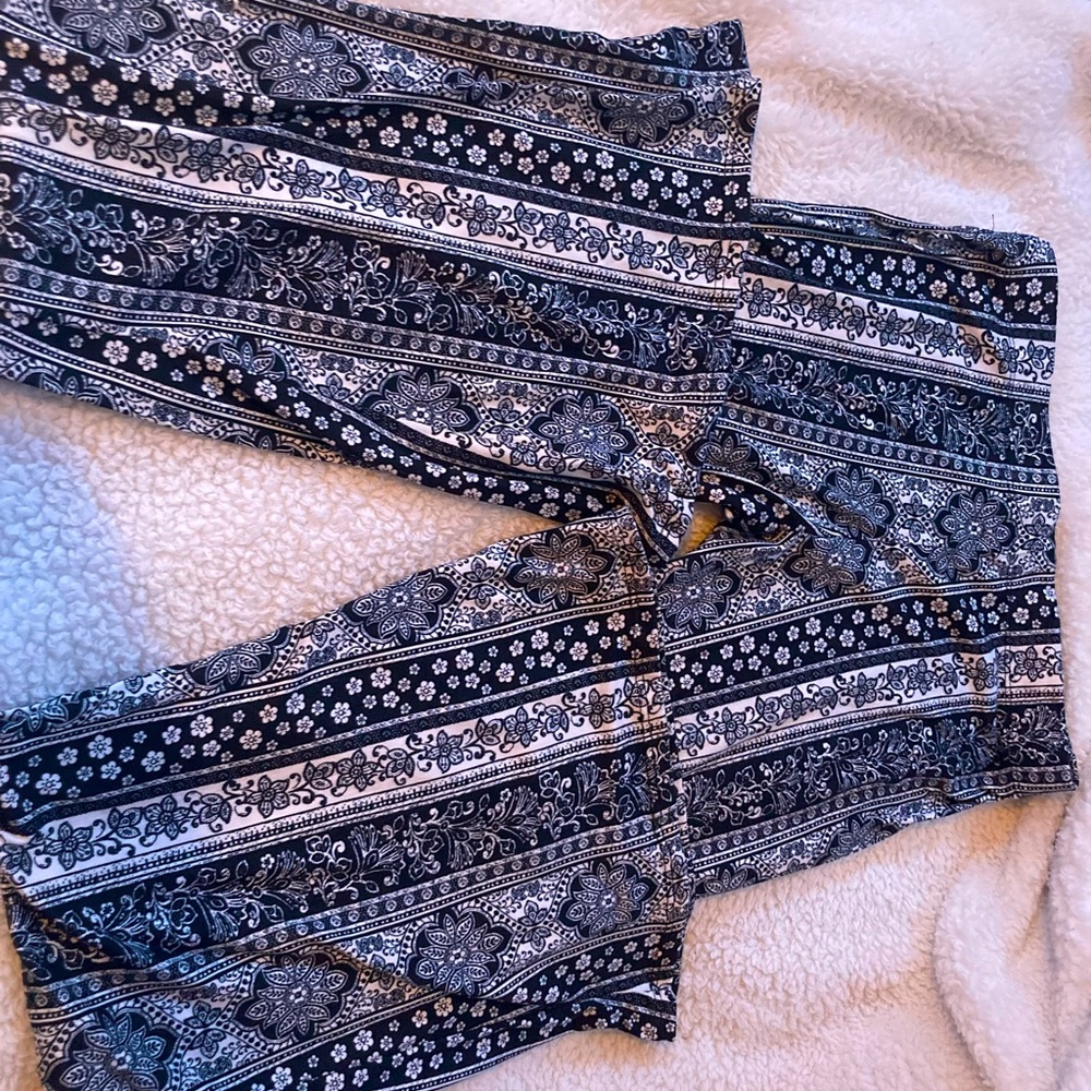 flared leggings with pattern (m)